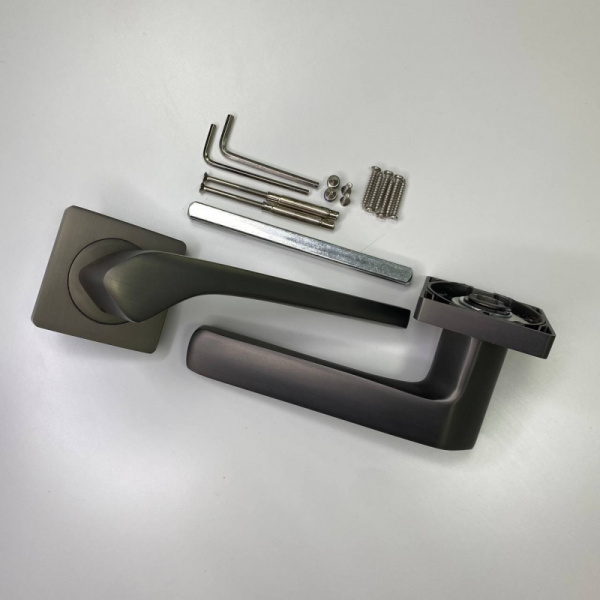 R06.050 GR_живое фото